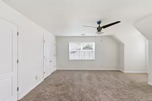 211 Faust Ln, Houston, TX 77024 - Photo 38