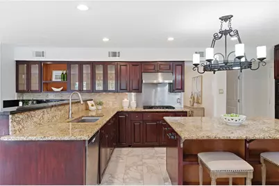 211 Faust Lane, Houston, TX 77024 - Photo 20