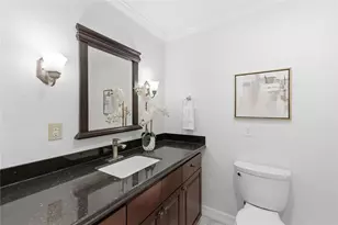211 Faust Ln, Houston, TX 77024 - Photo 22