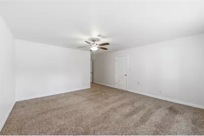 211 Faust Lane, Houston, TX 77024 - Photo 36
