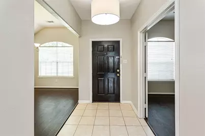 3131 Stratford Pointe Drive, Sugar Land, TX 77498 - Photo 8