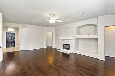 3131 Stratford Pointe Drive, Sugar Land, TX 77498 - Photo 4