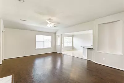 3131 Stratford Pointe Drive, Sugar Land, TX 77498 - Photo 6