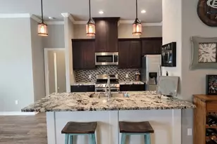 4726 Oyster Ln, Bay City, TX 77414 - Photo 4