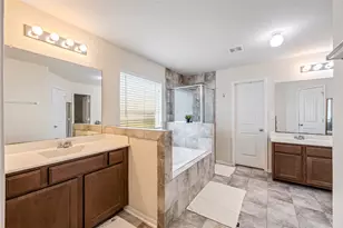 1805 Majestic Oak Dr, Pearland, TX 77581 - Photo 18