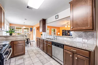 1805 Majestic Oak Drive, Pearland, TX 77581 - Photo 14