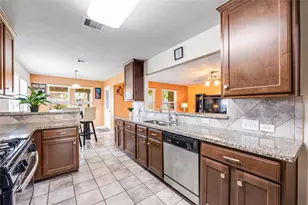 1805 Majestic Oak Dr, Pearland, TX 77581 - Photo 14