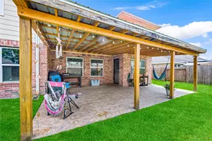 1805 Majestic Oak Dr, Pearland, TX 77581 - Photo 28