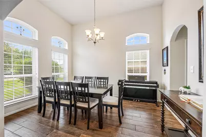 1805 Majestic Oak Drive, Pearland, TX 77581 - Photo 2