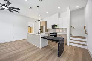 9108 Coffee St, Houston, TX 77033 - Photo 16