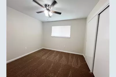 130 Oyster Creek Drive #21, Lake Jackson, TX 77566 - Photo 8