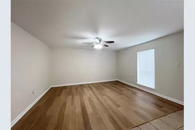 130 Oyster Creek Drive #21, Lake Jackson, TX 77566 - Photo 2