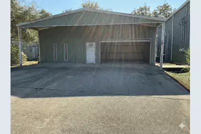 3814 Putnam Drive, Bacliff, TX 77518 - Photo 2