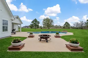 3722 Poskey, Anahuac, TX 77514 - Photo 34