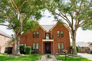 608 Westview Terrace Dr, Sealy, TX 77474 - Photo 1
