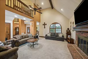 608 Westview Terrace Dr, Sealy, TX 77474 - Photo 4