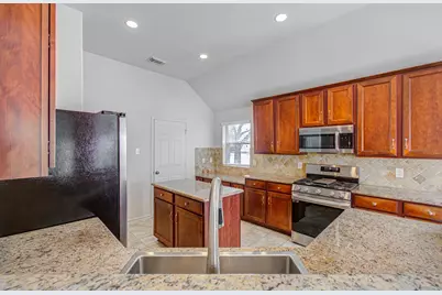 12808 Brook Arbor Court, Pearland, TX 77584 - Photo 14