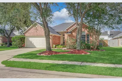 12808 Brook Arbor Court, Pearland, TX 77584 - Photo 2