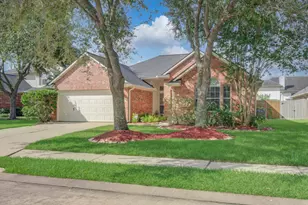 12808 Brook Arbor Ct, Pearland, TX 77584 - Photo 2