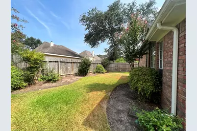 1718 Berkoff Drive, Sugar Land, TX 77479 - Photo 46