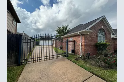 1718 Berkoff Drive, Sugar Land, TX 77479 - Photo 42