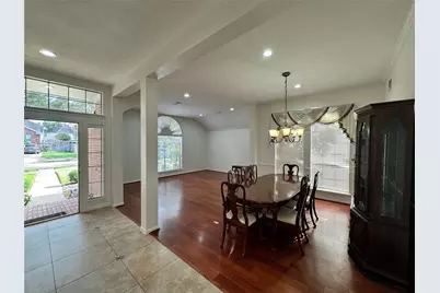 1718 Berkoff Drive, Sugar Land, TX 77479 - Photo 6