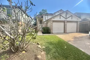 4731 Quillback Dr, Friendswood, TX 77546 - Photo 2