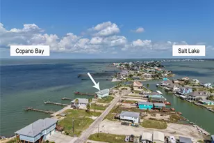 740 N Copano Cove Rd, Rockport, TX 78382 - Photo 2