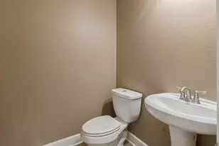 9526 Barlow Springs Ln, Humble, TX 77396 - Photo 26