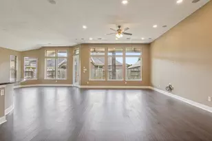 9526 Barlow Springs Ln, Humble, TX 77396 - Photo 8