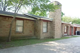 8916 Carousel Ln, Houston, TX 77080 - Photo 2