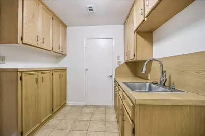 9110 Cliffwood Drive, Houston, TX 77096 - Photo 20