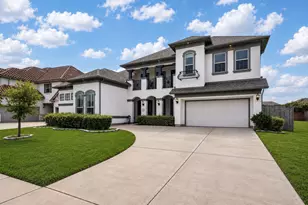 5602 King Plains Creek Ln, Sugar Land, TX 77479 - Photo 2