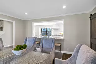 14735 Kellywood Ln, Houston, TX 77079 - Photo 10