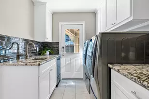14735 Kellywood Ln, Houston, TX 77079 - Photo 36