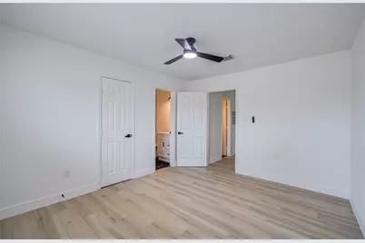 15448 Chipman Lane #5448, Houston, TX 77060 - Photo 18