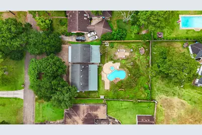 303 Shady Glen Lane, Conroe, TX 77385 - Photo 6