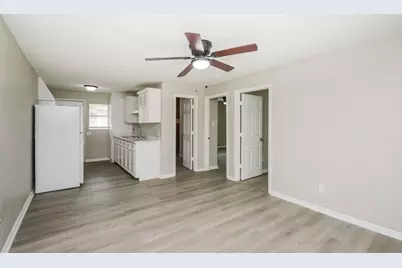 6014 Collingsworth Street #2, Houston, TX 77026 - Photo 8