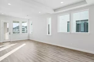 9211 Ft George St, Houston, TX 77063 - Photo 12