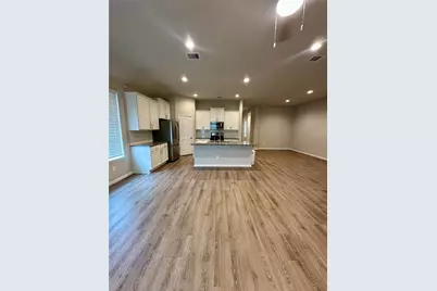 454 Westlake Landing, Conroe, TX 77304 - Photo 14
