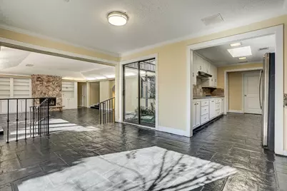 5203 Braesvalley Drive, Houston, TX 77096 - Photo 6