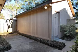 610 Golfview Dr, Richmond, TX 77469 - Photo 8