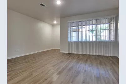 610 Golfview Drive, Richmond, TX 77469 - Photo 12