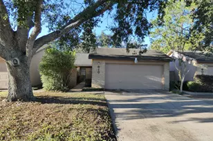 610 Golfview Dr, Richmond, TX 77469 - Photo 2
