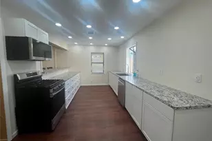 11874 Vanwood St, Willis, TX 77318 - Photo 8
