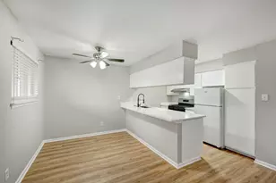 1529 Wirt Rd, Houston, TX 77055 - Photo 1