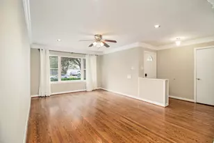 8418 Lorrie Dr, Houston, TX 77025 - Photo 4