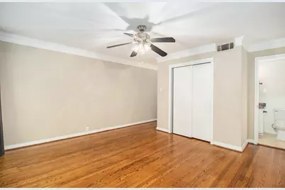 8418 Lorrie Drive, Houston, TX 77025 - Photo 14