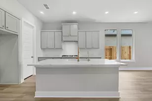 2519 Tompkins Reserve Dr, Katy, TX 77494 - Photo 2