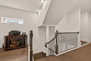 1607 W Rose Terrace Ln, Houston, TX 77055 - Photo 26